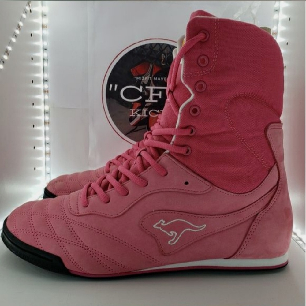 ISO!!! In search of KangaRoos Mambo sneakers women's size 6